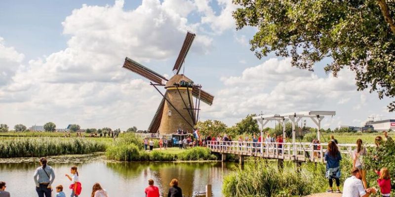 Dolu Dolu Amsterdam Turu Noel Pazarları Rotası