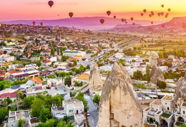 Ankara Çıkışlı Kapadokya Turu 1 Gece Otel Konaklamalı