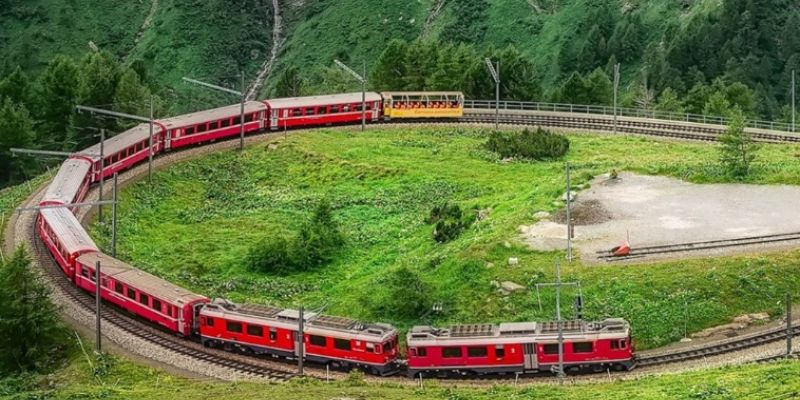 Süper Promo Alpler’de 5 Ülke Turu ve Bernina Ekspresi Rotası (GVA-GVA)
