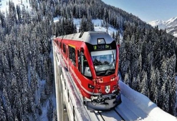Bernina Express ile Noel Pazarları Ajet Havayolları ile 4 Gece