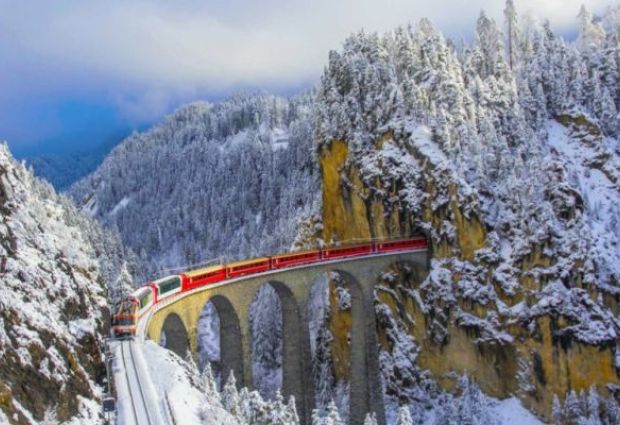 Samsun'dan Bernina Express ile Noel Pazarları Ajet Havayolları ile 4 Gece