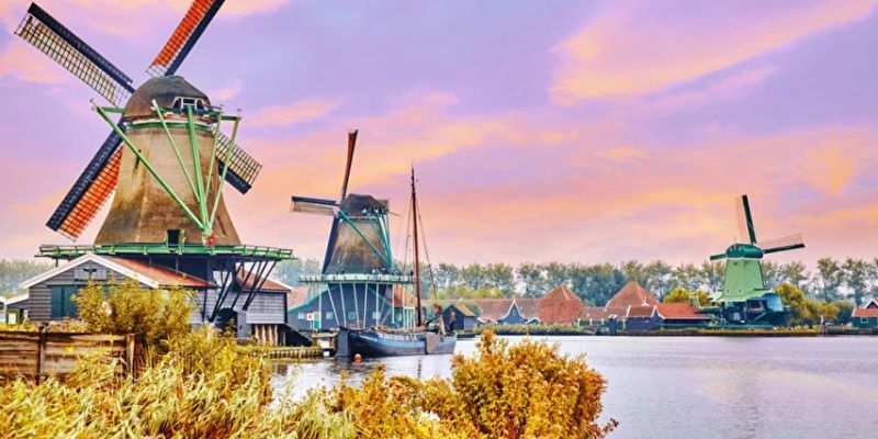 Benelüx & Paris Turu (CRL-CRL) - 2026 - 7 Gece 8 Gün