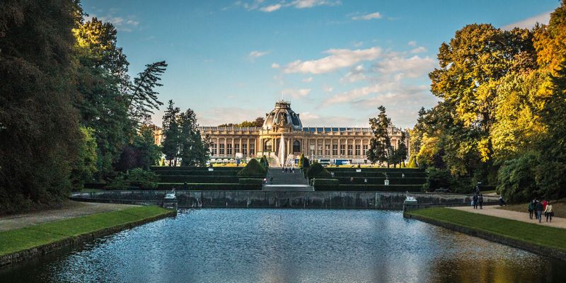 Antalya'dan SunExpress ile Benelüks - Paris - Almanya Turu 6 Gece 8 Gün - DUS-DUS