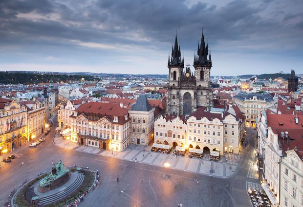 Orta Avrupa Turu Gündüz Extra Turları Dahil Ajet Havayolları İle 7 Gece 8 Gün Promosyon (BUD-PRG)