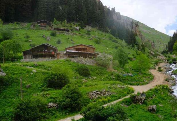 Uçaklı Karadeniz ve Batum Turu 3 Gece Otel Konaklamalı