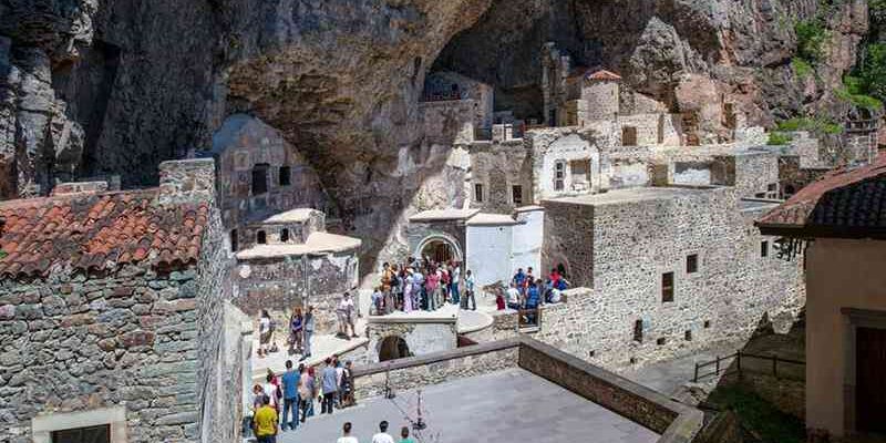 Uçaklı Karadeniz ve Batum Turu 3 Gece Otel Konaklamalı