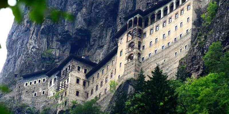 Uçaklı Karadeniz ve Batum Turu 3 Gece Otel Konaklamalı