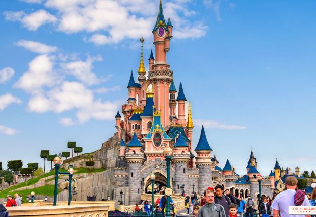 Comfort Paris & Disneyland Turu Türk Hava Yolları ile 4 Gece Ekstra Turlar Dahil CDG-CDG