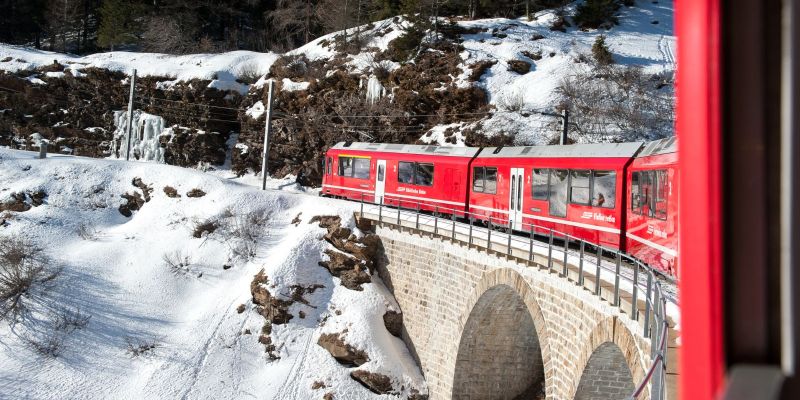 Bernina Express ile Noel Pazarları Pegasus Havayolları ile 4 Gece