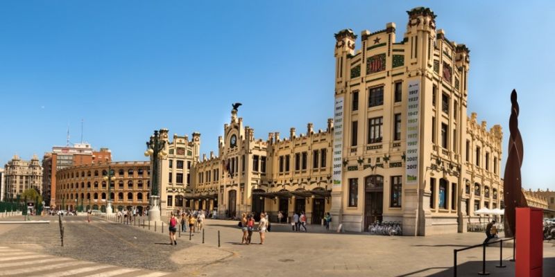 İzmir Kalkışlı Comfort İspanya & Endülüs Turu Sun Express Havayolları ile 7 Gece Ekstra Turlar Dahil MAD-BCN