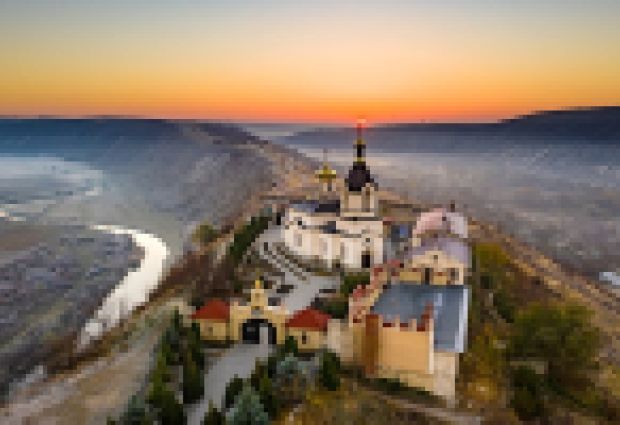 Saklı Ülkelerin İzinde Eşsiz Moldova Turu 3 Gece 4 Gün Perşembe – Pazar