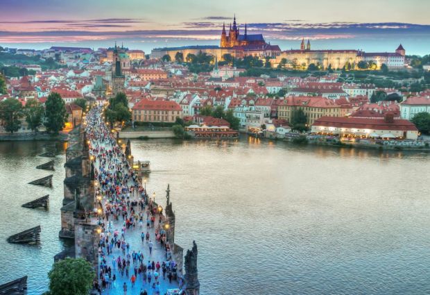 İzmir'den Direkt Hareket Görkemli Orta Avrupa Viyana & Prag & Budapeşte - Bratislava Turu Dahil - Sun Express Hava Yolları ile 24 Ekim