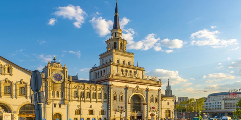 Vize Dahil Ankara Hareketli Bir Rusya Masalı Turu Moskova Şehir Turu & St. Petersburg Şehir Turu Dahil
