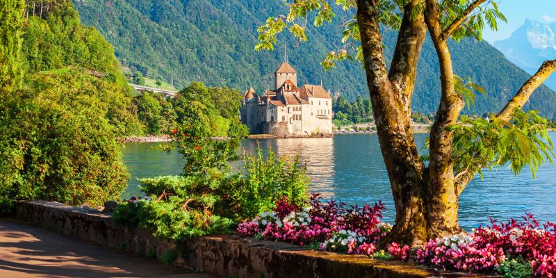 Bernina Express ve Goldenpass ile Alplerin İzinde Bir Avrupa Masalı Turu Pegasus Hava Yolları ile 7 Gece