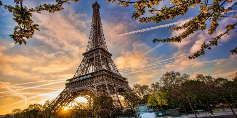 Paris Turu Pegasus Hava Yolları ile 3 Gece