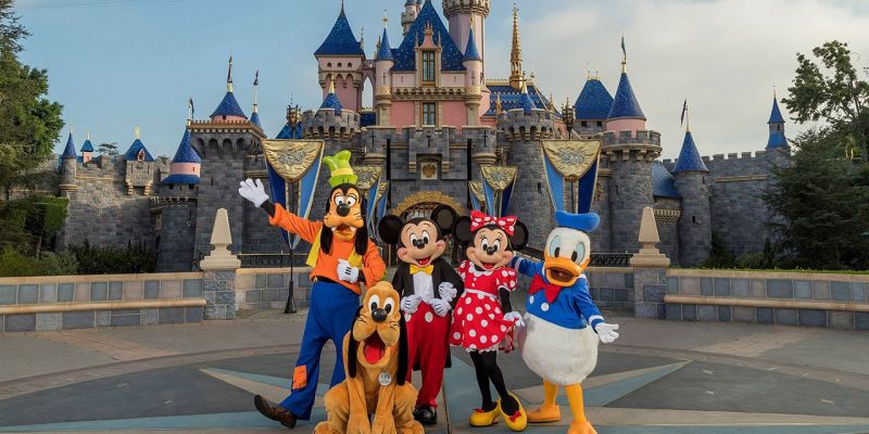 Paris - Disneyland Turu 2027 Türk Hava Yolları ile (CDG-CDG)
