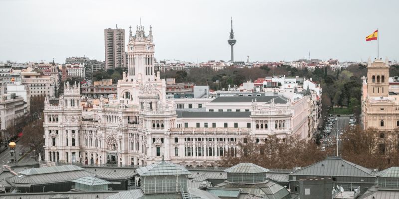 Mega Portekiz, Endulus ve İspanya Turu Pegasus ile 7 Gece Sabah Madrid Gidiş - Akşam Barcelona Dönüş