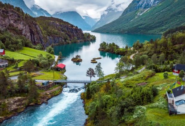 Sabiha Gökçen Kalkışlı İskandinavya - Norveç Fiyortları 7 Gece 8 Gün - AJET ile