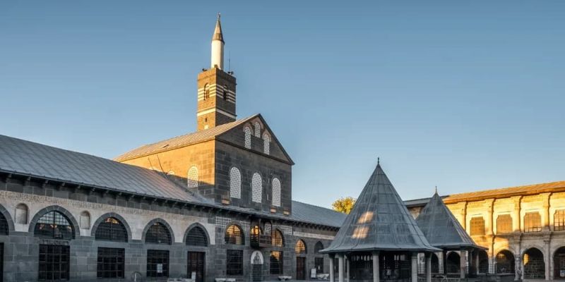 Sömestr Özel İkonik Turistik Doğu Ekspresi İle Doğu Anadolu Turu 2 Gece Otel 2 Gece Tren Konaklamalı İstanbul Çıkışlı