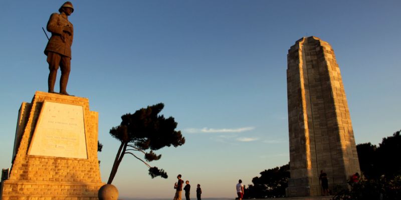 İkonik Çanakkale Şehitlikler Turu Günübirlik İzmir Çıkışlı
