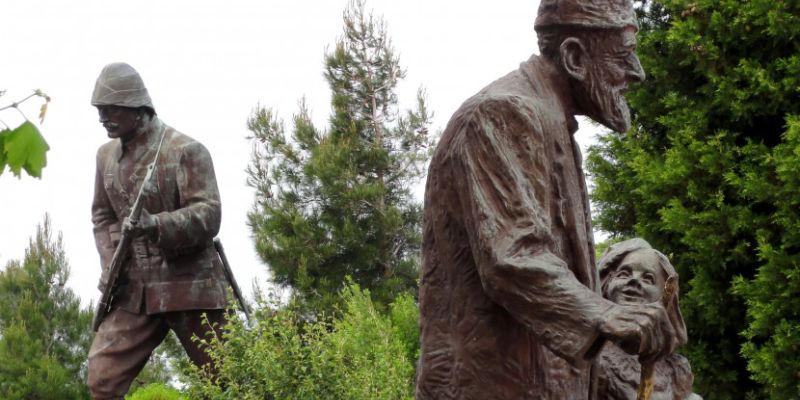 İkonik Çanakkale Şehitlikler Turu Günübirlik İzmir Çıkışlı