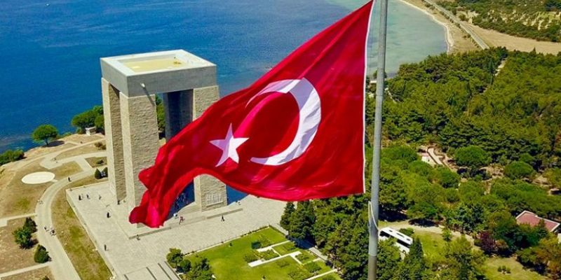 İkonik Çanakkale Şehitlikler Turu Günübirlik İzmir Çıkışlı