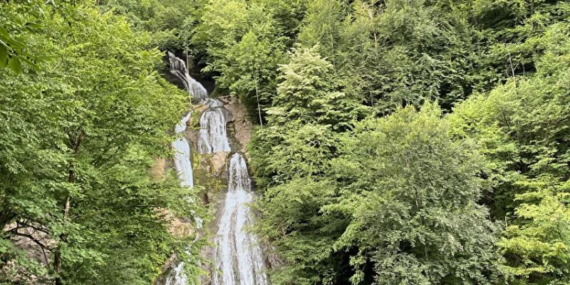 İkonik Güzeldere Şelalesi Topuk Yaylası Efteni Gölü Turu Günübirlik İstanbul Çıkışlı
