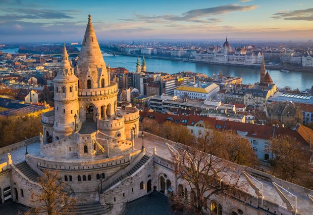 Deluxe Express Orta Avrupa Yaz Turu Pegasus ile 5 Gece