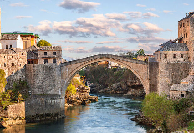 Otobüslü Balkan Masalı Turu (7 Gece 9 Gün)