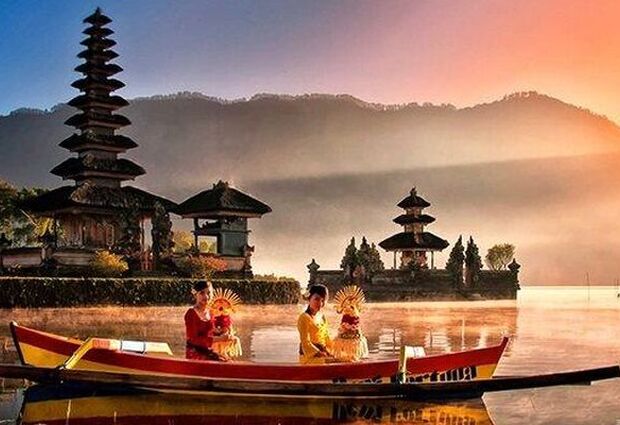 Endonezya Malezya Bali Turu 10 Gece 12 Gün