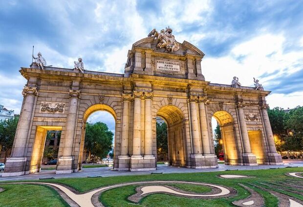 Ramazan Bayramı Dönemi Elit Barcelona & Madrid & Valencia Turu | Ekstra Turlar Dahil THY ile