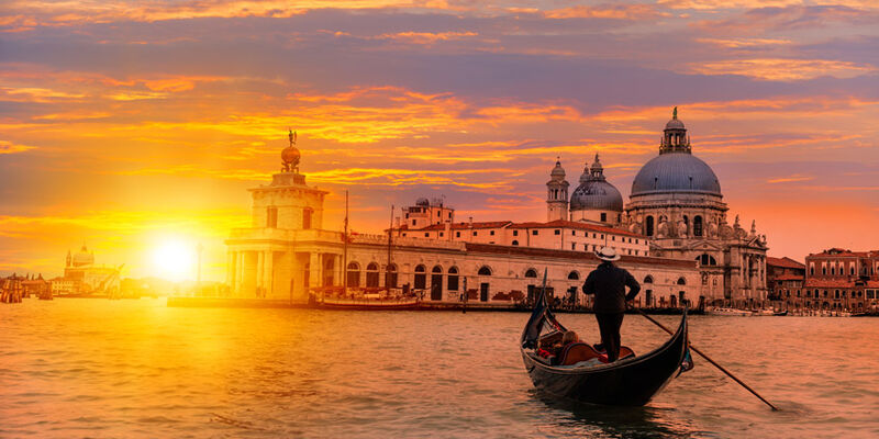 İstanbul Kalkışlı Büyük İtalya & Yunanistan & Balkan Turu