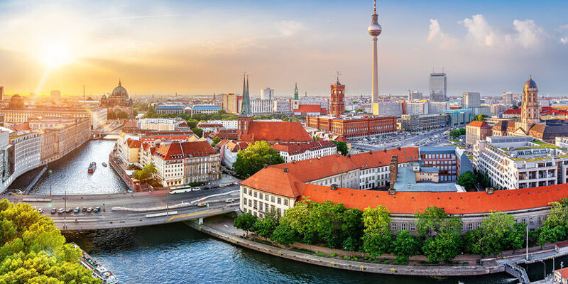 Ankara Kalkışlı Otobüslü Büyük Orta Avrupa Turu | Tüm Turlar Dahil 6 Gece