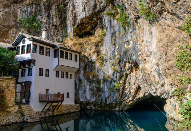 Otobüslü Balkan Masalı Turu (7 Gece 9 Gün)
