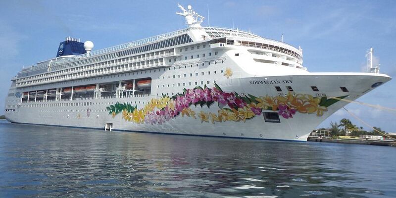 Norwegıan Sky ile Güneydoğu Asya & Hint Okyanusu & Arap Yarımadası Turu Singapur Havayolları Ve Qatar Havayolları ile (15 Gece 16 Gün)