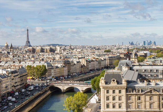 Paris & Disneyland Turu (Pegasus Havayolları ile) (4 Gece) 