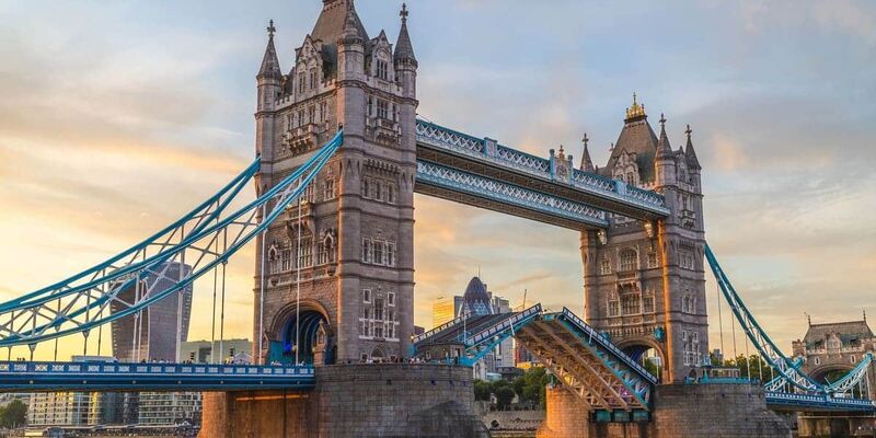 Yılbaşı Özel Kraliyet Tacı Londra | 3 Gece | İstanbul Çıkış | THY 