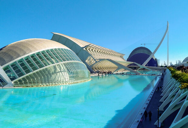 Büyük İspanya Turu (Pegasus Hava Yolları İle) (7 Gece 8 Gün) (Kış Dönemi) (BCN-MAD)