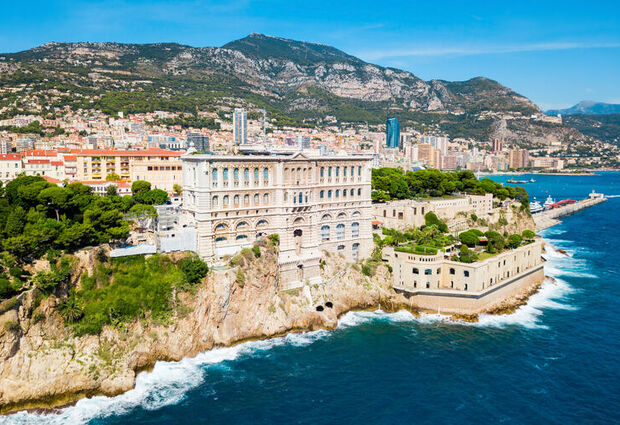 Akdeniz Triosu İspanya & İtalya & Fransa Turu (Pegasus ile) (7 Gece 8 Gün) (BCN-BGY)