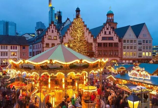 Ren Nehrinde Noel Pazarları Charter (Zrh-Dus)