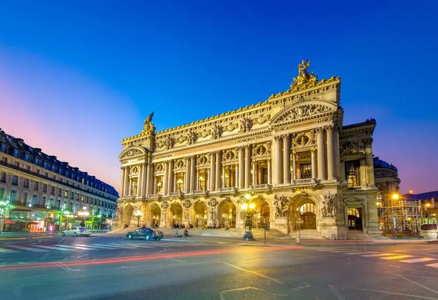 İzmir'den Benelüx & Paris & Köln SunExpress Havayolları ile 7 Gece