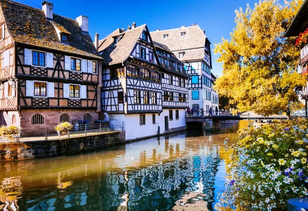 Fenomen Nürnberg Ve Alsace İle Noel Pazarları Turu Türk Hava Yolları ile 4 Gece