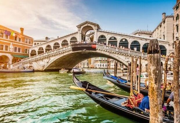 Motto İtalya Turu Pegasus Havayolları ile 7 Gece