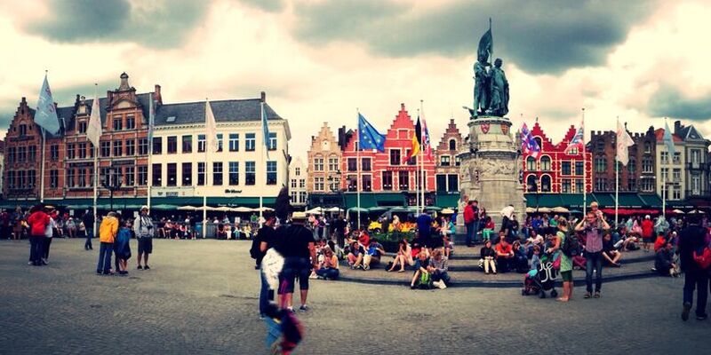 Pegasus Havayolları ile Benelüx & Paris Turu (CGN-CRL)